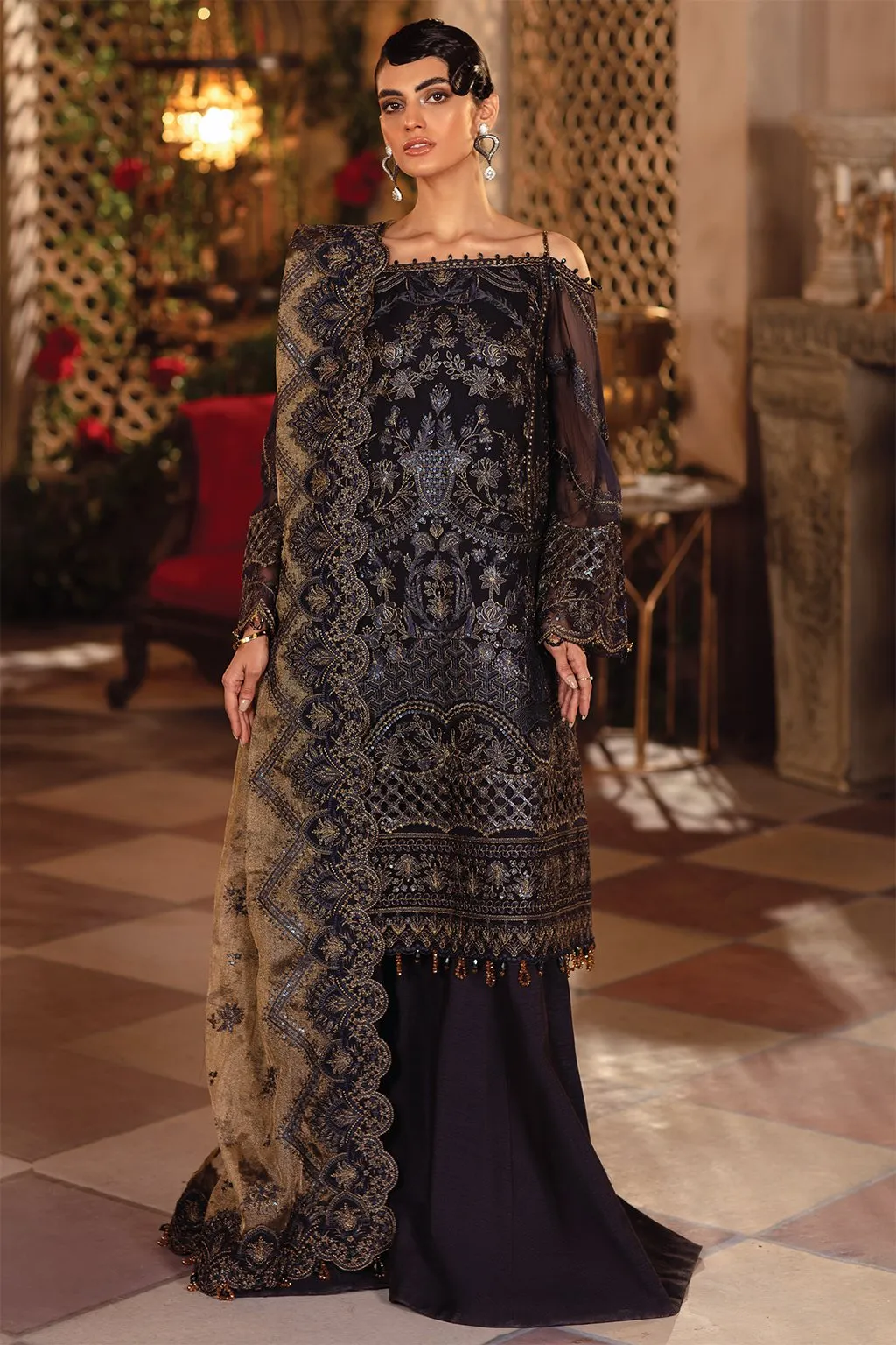 Black Pakistani Dress By Pakistani Designer 2021 #PF194