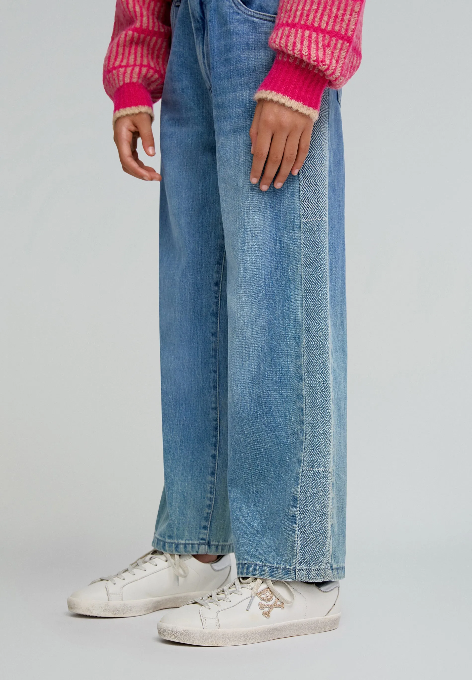 CULOTTE JEANS WITH EMBROIDERY DETAIL