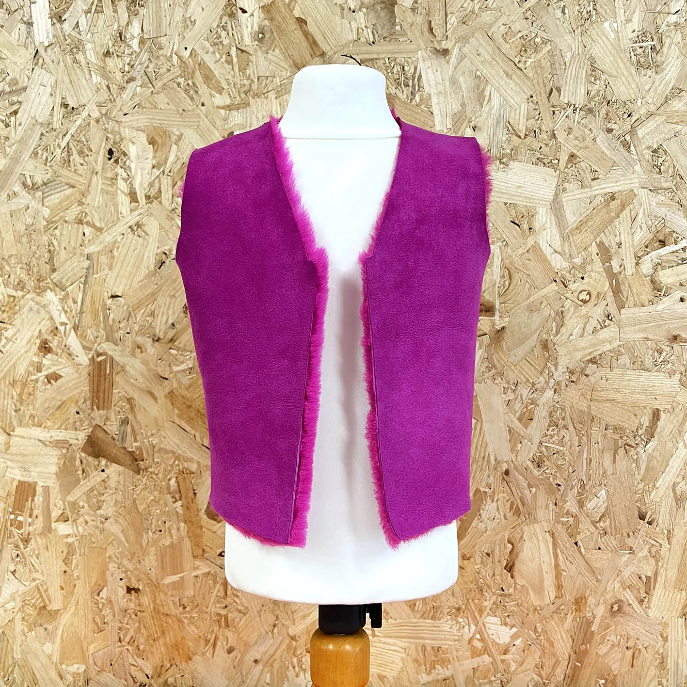 GAMZI KIDS' REVERSIBLE GILET / FUCHSIA