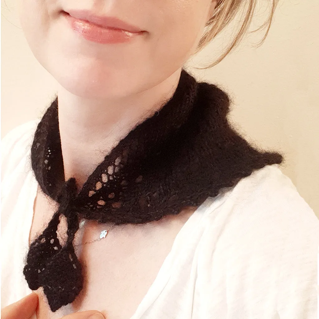 hug-kerchief {knitting pattern}