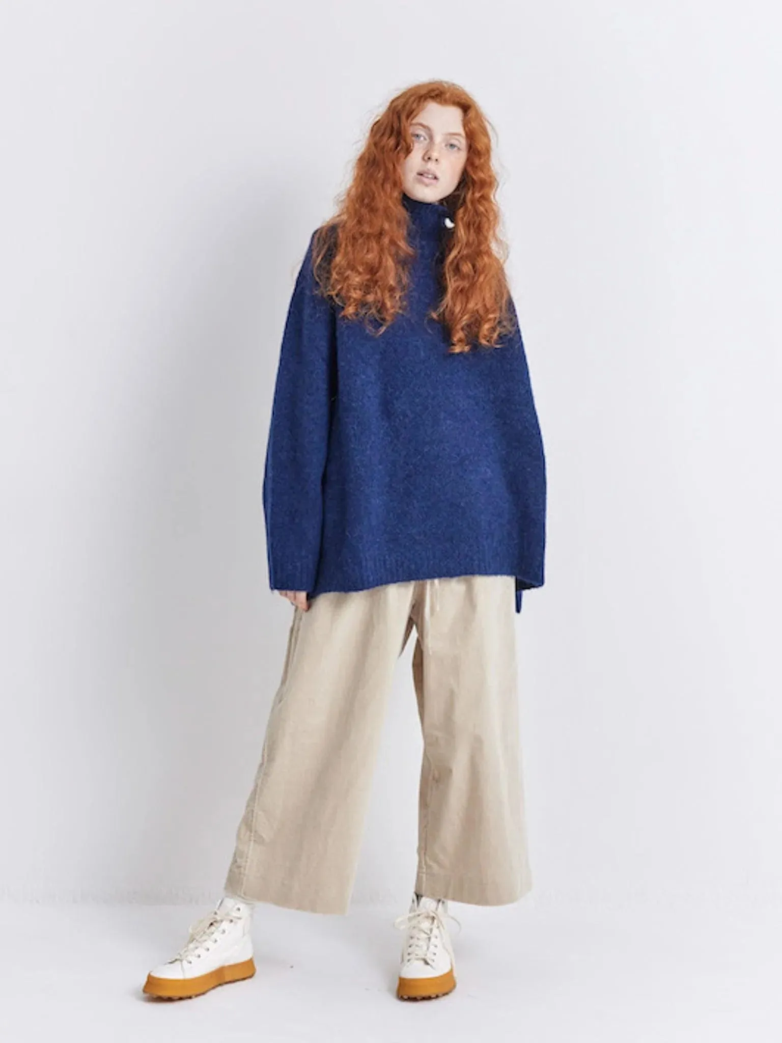 Shaggy Turtleneck Knit - Navy